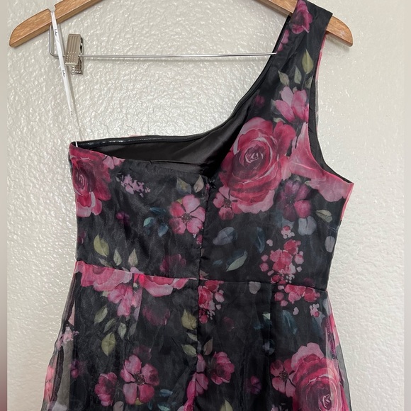 Regal Florals Black Floral Print Organza Tiered Maxi Dress - Picture 5 of 10